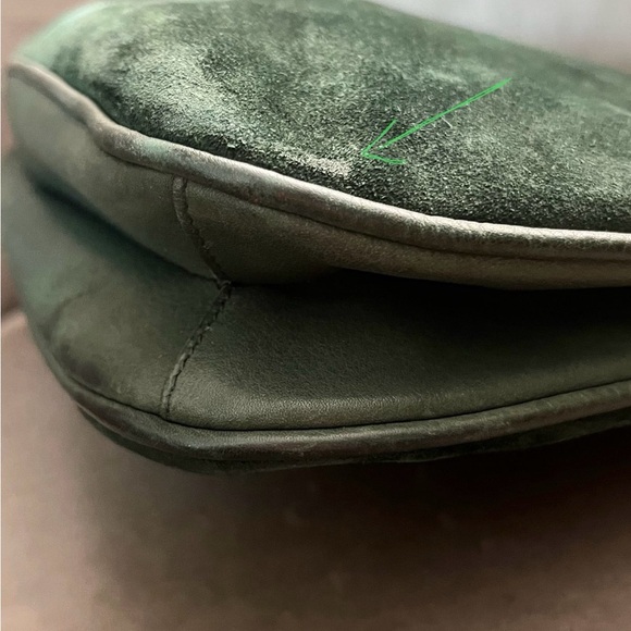 Gucci - Picture 7 of 16